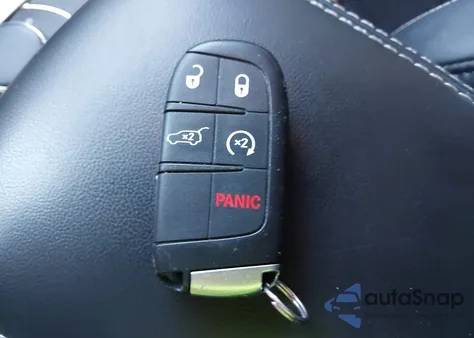 2015 Jeep Grand Cherokee Limited from USA, damaged, VIN 1C4RJFBG0FC738857